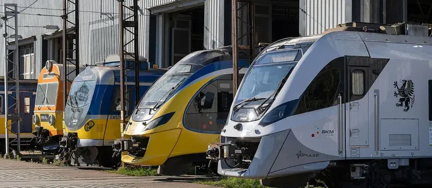 SKM Gdańsk: Skąd odjechać? Przewodnik po dworcach i biletach