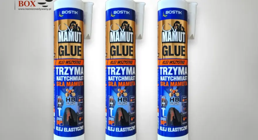 Trzy tubki kleju Mamut Glue, który klei wszystko i trzyma natychmiast z siłą mamuta. Idealny do wielu zastosowań.