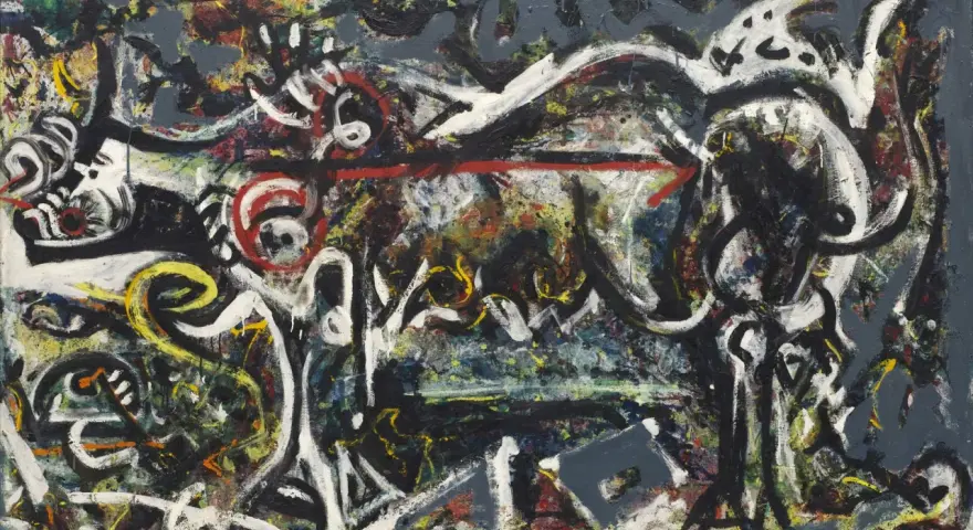 Œuvres d'art de Jackson Pollock : une toile abstraite aux éclaboussures de peinture noires, blanches, rouges et jaunes sur fond gris.
