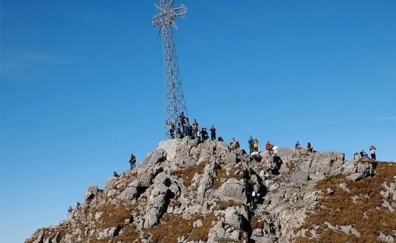 Giewont ile osób zginęło? Szokujące statystyki i tragedie turystów