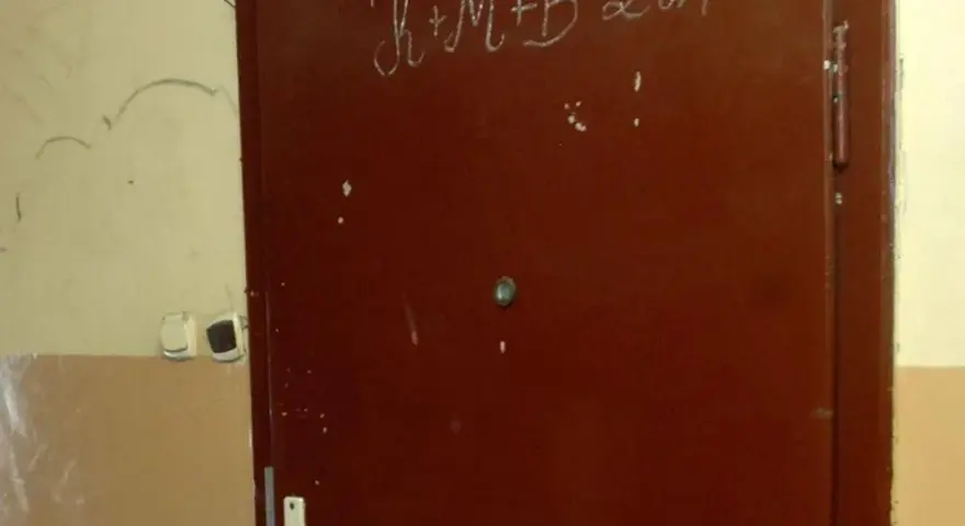 Jak napisać na drzwiach Trzech Króli, aby uniknąć błędów?
