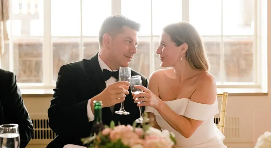 Co grać na weselu? DJ, zespół i playlista, która porwie gości!