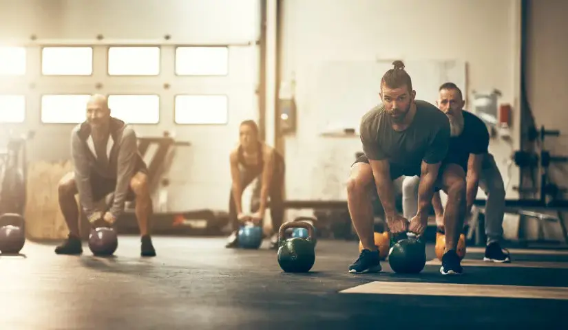 CrossFit: Zdrowy wybór czy pułapka? Poznaj fakty i trenuj bezpiecznie