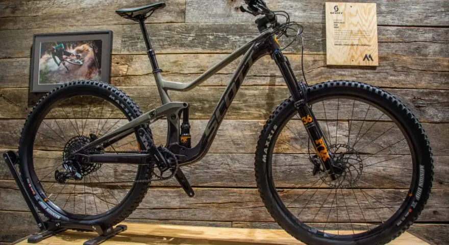 A Scott enduro bike, ready for downhill thrills or cross-country adventures.