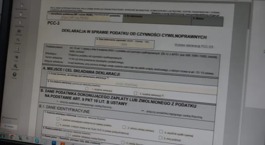 Formularz PCC-3 do rozliczenia podatku od kupna samochodu. Wypełnianie deklaracji podatkowej.