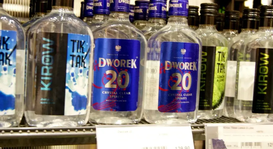 Ceny piwa w Norwegii: Ile kosztuje i gdzie kupić?