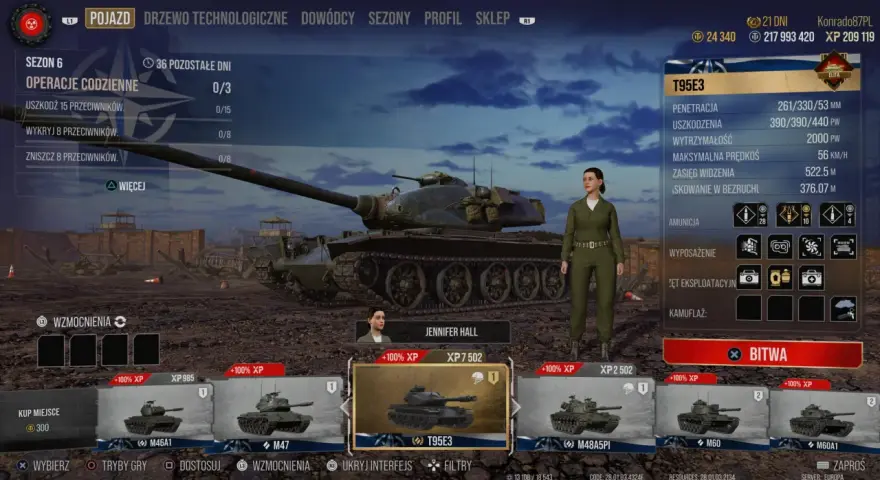 Ekran gry World of Tanks na PS5. Widoczny jest czołg T95E3, statystyki, misje i dostępne pojazdy.