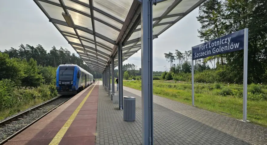 Jak dojechać do Szczecina? Poradnik: auto, pociąg, bus, samolot