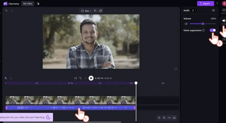 Edytor wideo Clipchamp. Panel audio z suwakiem głośności i opcją redukcji szumów (noise floor).