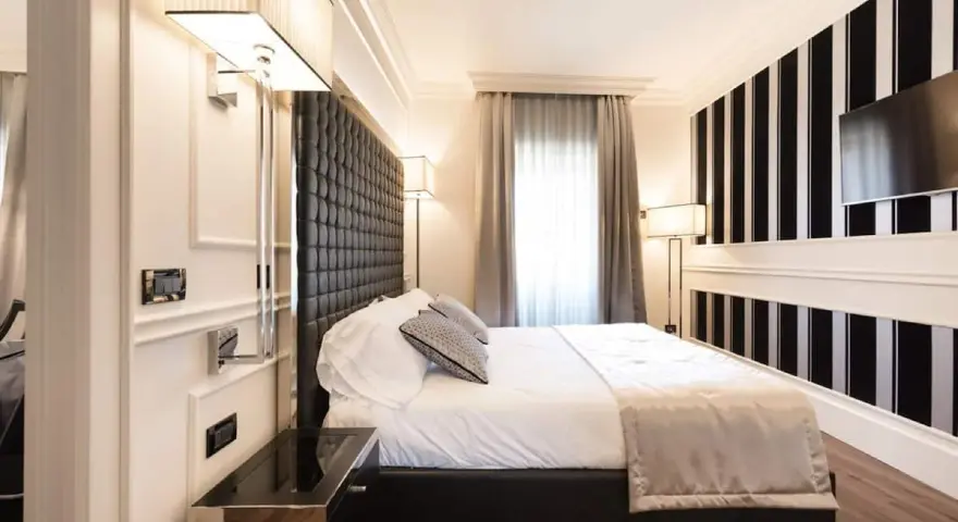 Hotel Milano Verona: Guida Viaggio, Hotel & Itinerari 3 Giorni