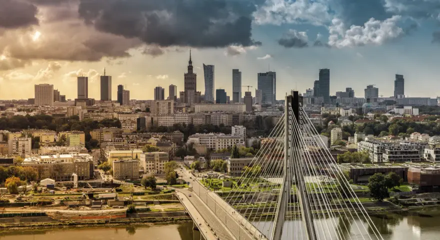 Warszawa: Co warto zobaczyć? Przewodnik i praktyczne wskazówki