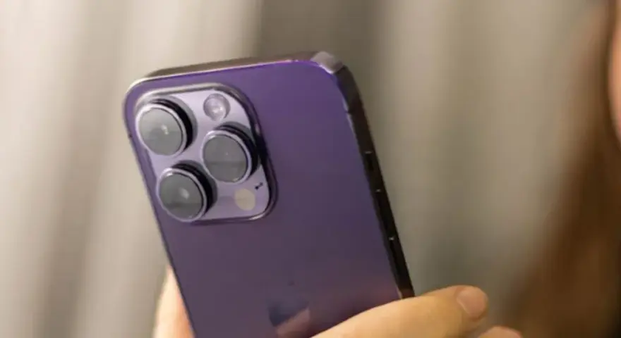 Jak włączyć lampę w aparacie iPhone i poprawić zdjęcia w nocy