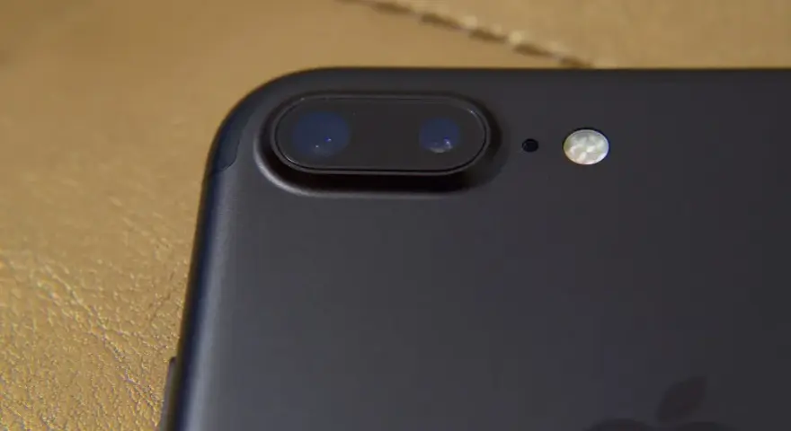 Po co 3 aparaty w telefonie? Odkryj ich niezwykłe możliwości