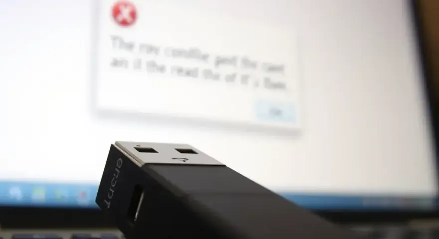 Jak znaleźć pendrive na komputerze, gdy nie jest widoczny? Sprawdź to!