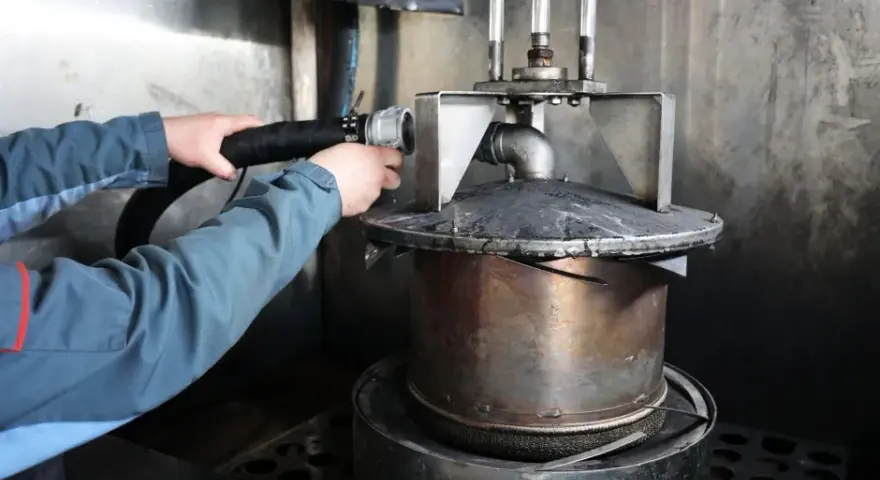 Czyszczenie DPF: Ile naprawdę trwa? Czas, metody, porady eksperta