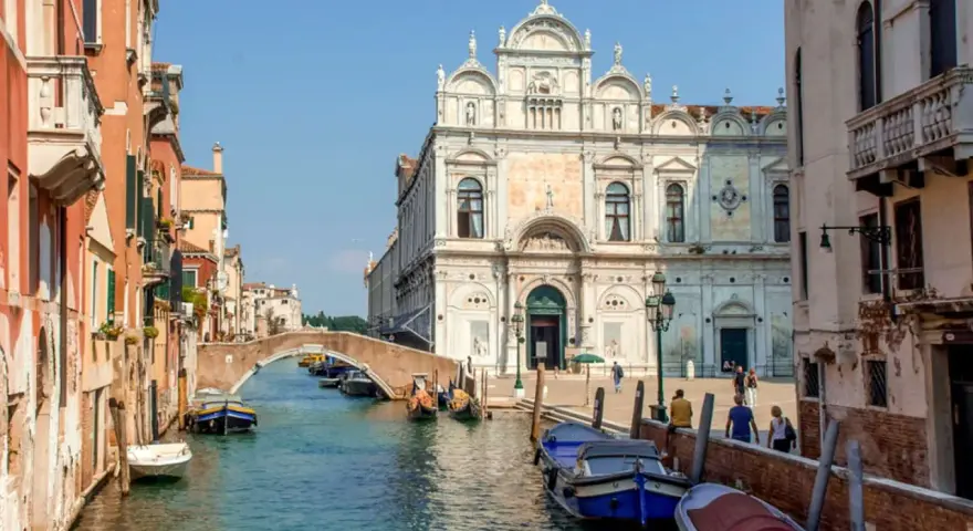Venezia: Guida Attrazioni Imperdibili, Gemme Nascoste e Consigli