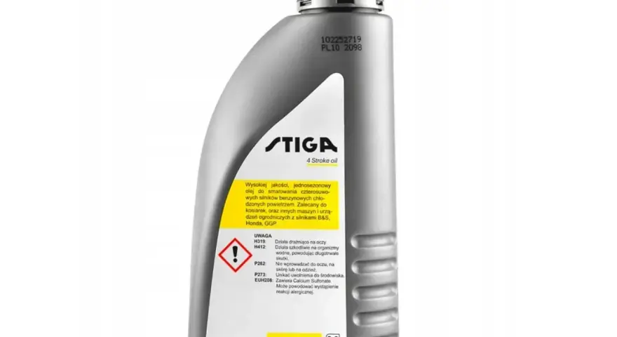 Olej STIGA 4 Stroke oil to wysokiej jakości, jednosezonowy olej do smarowania silników czterosuwowych, idealny do kosiarki.