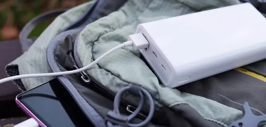 Czy można przewozić powerbank w bagażu podręcznym? Sprawdź zasady!