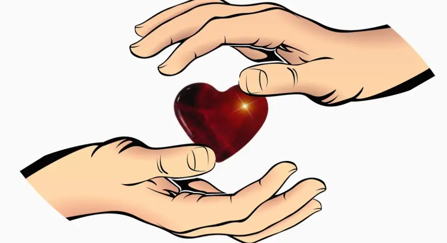 Zwei Hände reichen sich ein Herz. Ein Symbol der Liebe, wie in Psalm 139,5 beschrieben: "Du umschließt mich von allen Seiten.