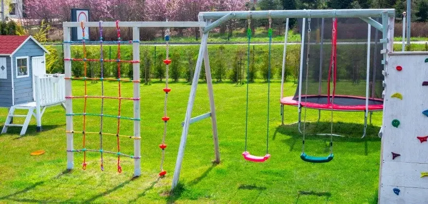 Jak zbudować plac zabaw w ogrodzie - proste kroki i bezpieczne rozwiązania
