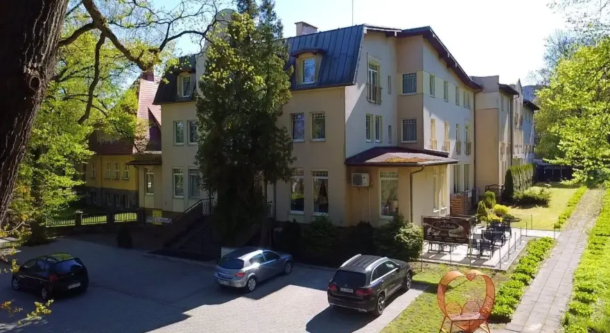 Cennik Sanatorium Marta Połczyn-Zdrój 2026: uniknij ukrytych kosztów!