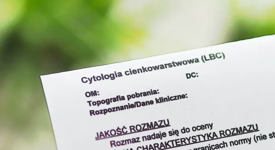 Fragment dokumentu z nagłówkiem "Cytologia cienkowarstwowa (LBC)" i sekcjami "Jakość rozmazu" oraz "Ogólna charakterystyka rozmazu".