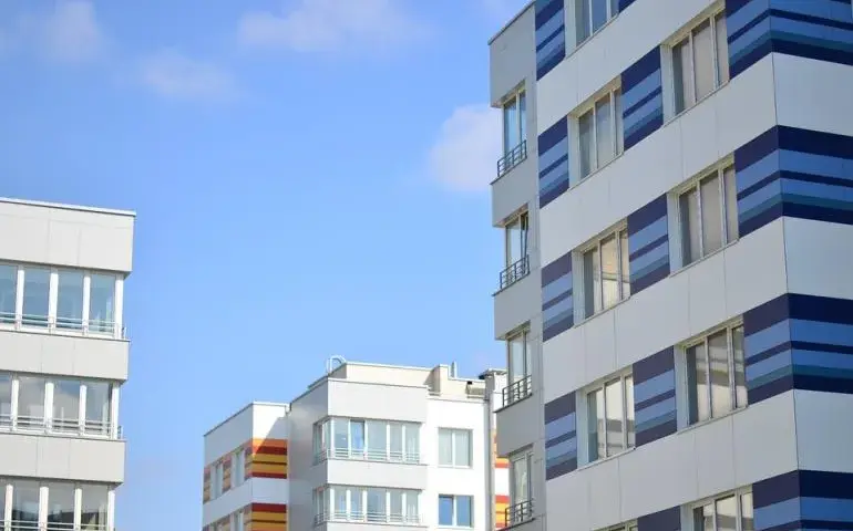 Czy ubezpieczenie budynków jest obowiązkowe? Sprawdź, kiedy tak!