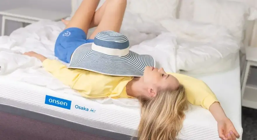 Materac dla nastolatka: Jak wybrać idealny dla zdrowia i snu?