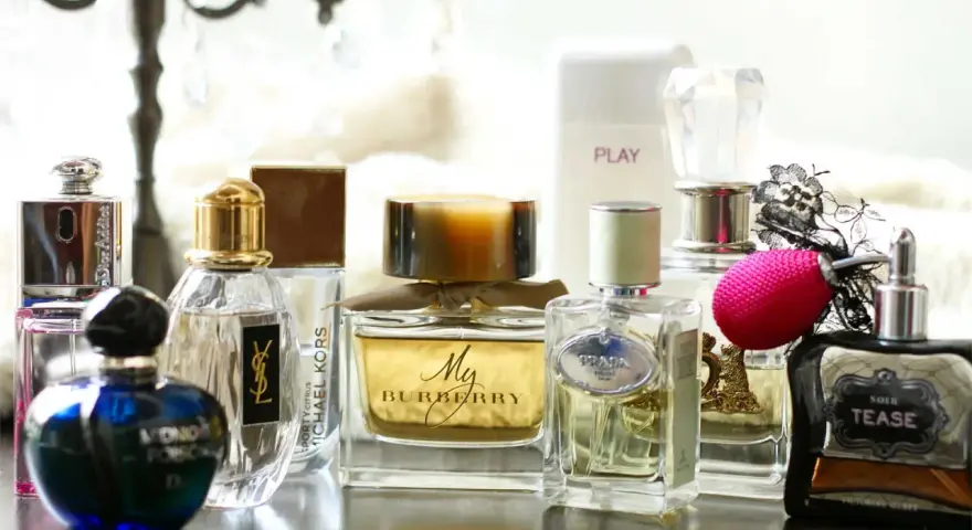 Perfumy unisex: definicja, cechy, jak wybrać? Odkryj swój zapach!