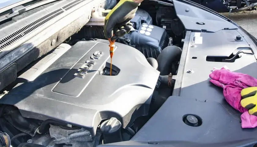 Toyota: Co ile wymiana oleju? Pełny poradnik eksperta!