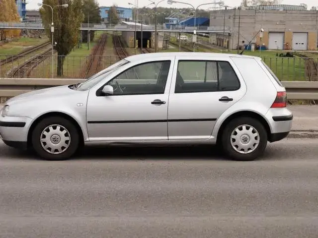 Golf 4 pojemność baku: 55L, 62L? Ile naprawdę zatankujesz?