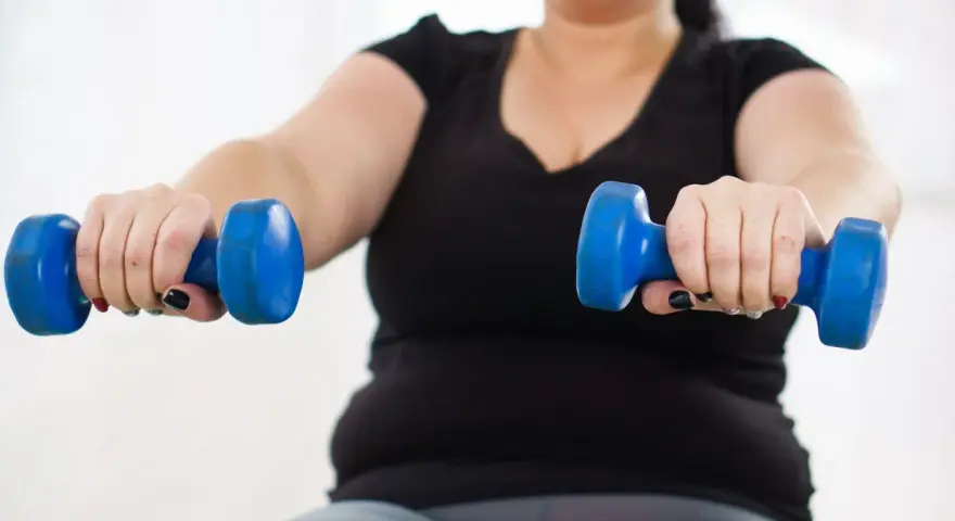 Trening HIIT: Co to jest i jak spalić tłuszcz w 20 minut?
