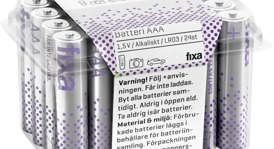 Förpackning med 24 st AAA-batterier, 1,5V alkaliska, märkta "fixa". Dessa r03 batteri är inte uppladdningsbara.