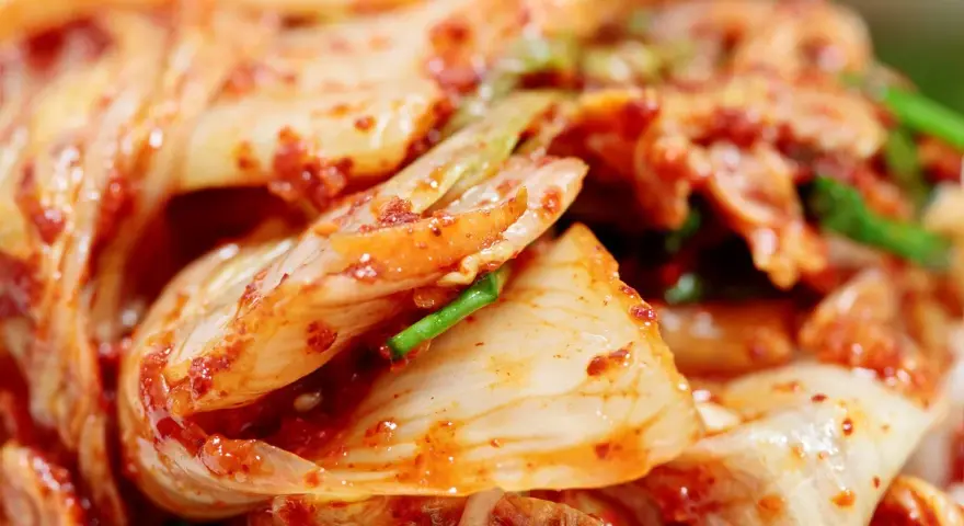 Kimchi: Jak długo przechowywać? Rozpoznaj zepsute od dojrzałego!
