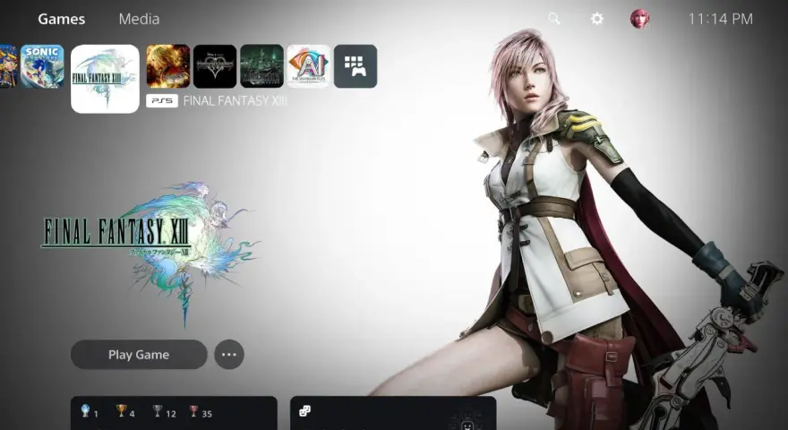 Lightning, protagonista de Final Fantasy XIII, lista para la acción en la pantalla de PS3.