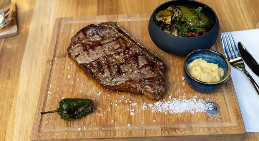 Butcher Grill Kraków: Opinie o stekach, burgerach i cenach czy warto?