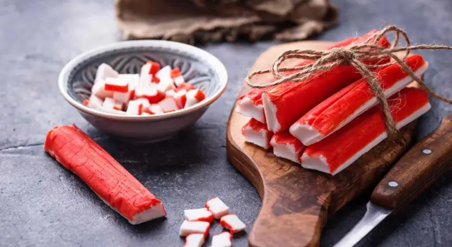 Jak przygotować mrożone paluszki krabowe do sushi, aby były idealne