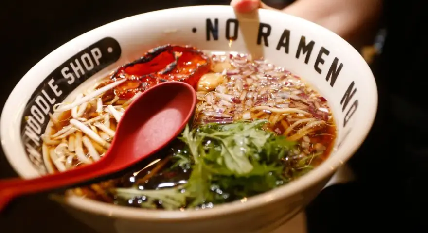 Jak zrobić ramen w domu? Prosty przewodnik po składnikach i przepisach