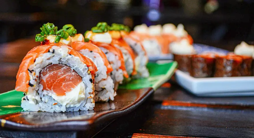Sushi w Lublinie dla początkujących – co warto wiedzieć przed pierwszą wizytą?