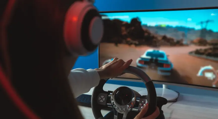 Gaming, motoryzacja i nutka hazardu – dlaczego Steam przypomina czasem salon gier?
