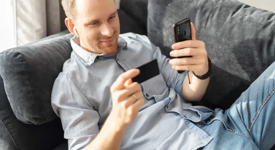 Dlaczego platforma rozrywkowa potrzebuje czasu na przetworzenie Twoich wniosków o wypłatę?