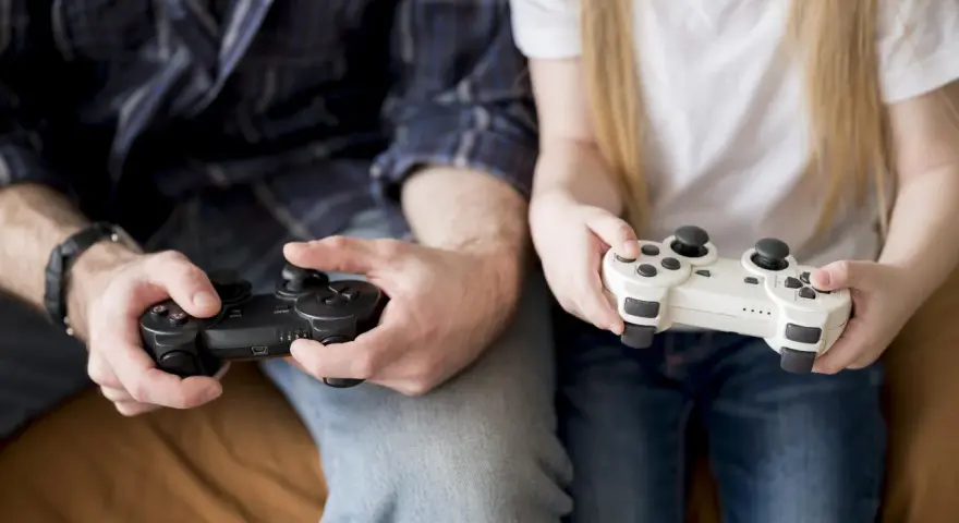 Jak uniknąć opóźnień w grze online?