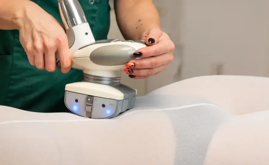 Endermologia: Co to? Jak działa i czy to metoda dla Ciebie?