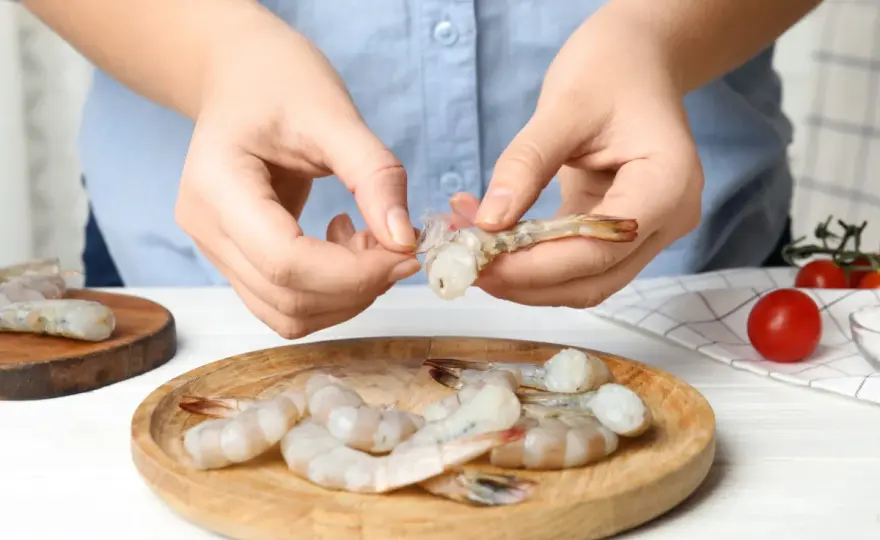 Krewetki - Usuwanie Jelita Krok po Kroku. Czysty Smak!