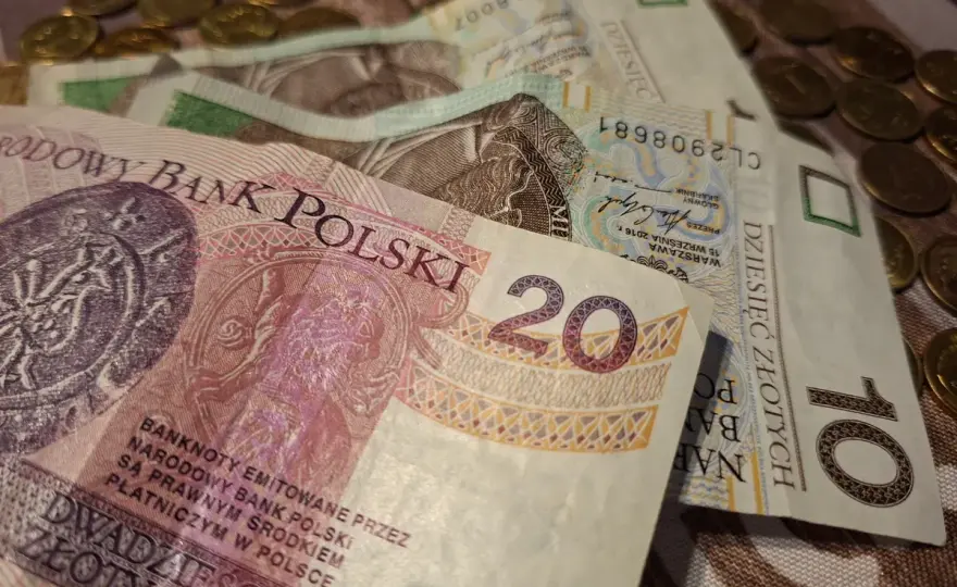 Renta rodzinna do kiedy? Wiek, nauka, praca i wyjątki (2026)