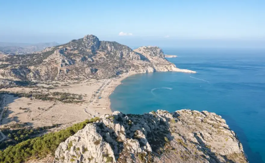 Najpiękniejsze miejsca na Rodos, które musisz zobaczyć w tym roku