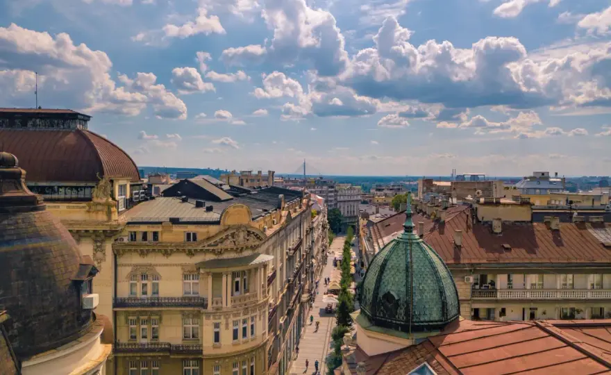 Gdzie szukać noclegu, aby nie przepłacać i znaleźć najlepsze oferty