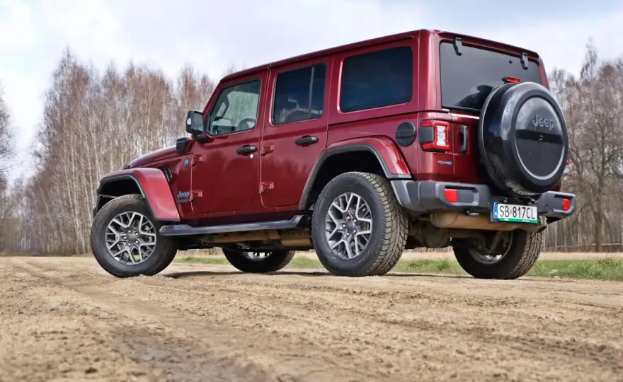 Ile pali jeep wrangler? Sprawdź, jak zaoszczędzić na paliwie