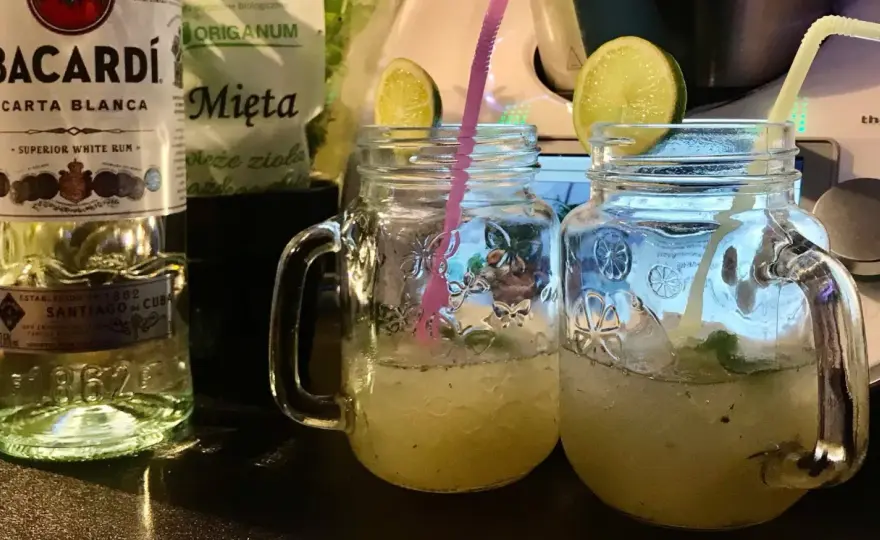 Perfekcyjne drinki z Thermomixa? Przepisy, które zachwycą!