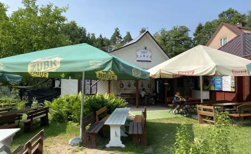 Gdzie zjeść kartacze? Odkryj najlepsze miejsca w Suwałkach i Mazurach